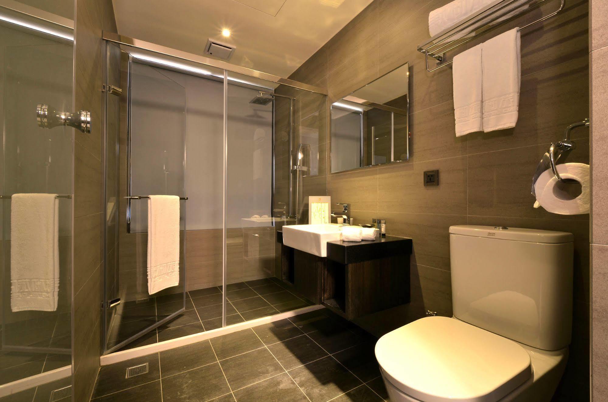 Hotel Cube ไถจง ภายนอก รูปภาพ